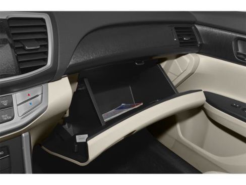 Used 2013 Honda Accord Touring image 16