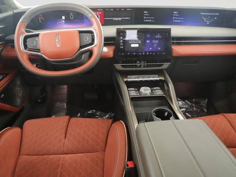 Used 2025 Lincoln Nautilus Black Label AWD/4WD image 22