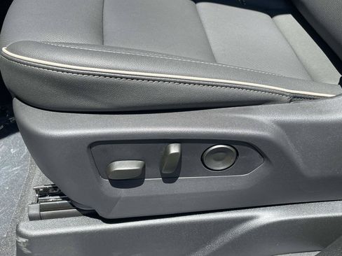 New 2026 GMC Yukon XL Elevation RWD image 17