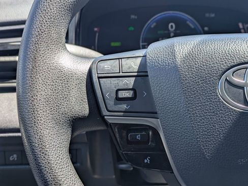 Used 2025 Toyota Camry LE image 22