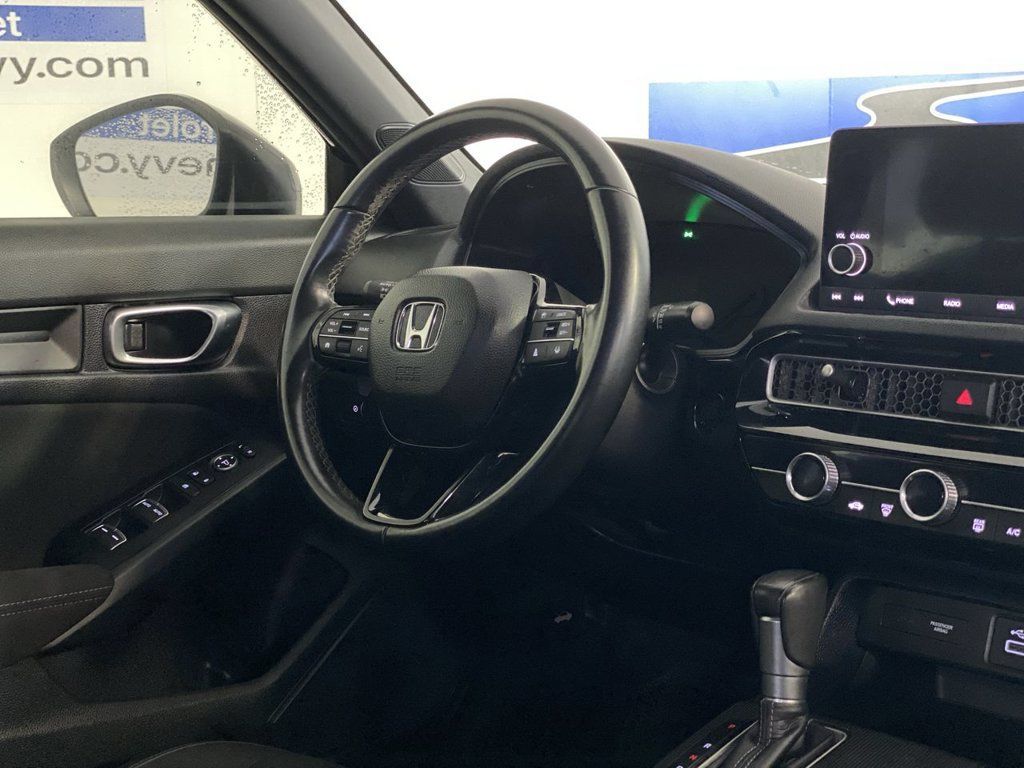 Used 2024 Honda Civic Sport image 14