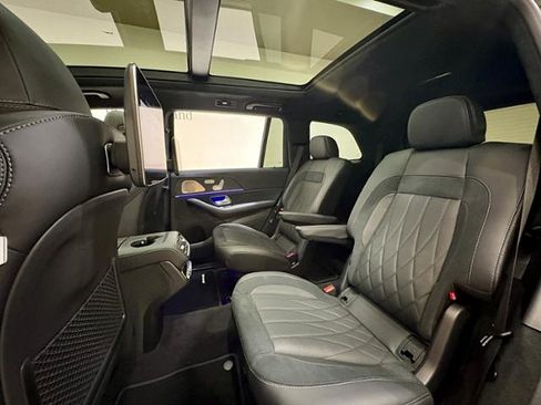 New 2026 Mercedes-Benz GLS 63 AMG 4MATIC image 21