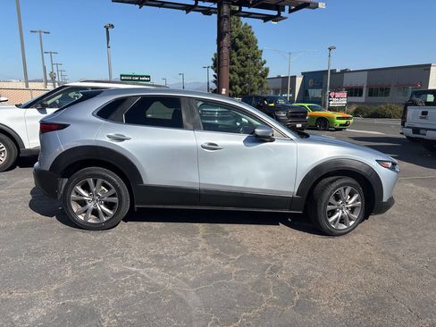 Used 2021 MAZDA CX-30 FWD 2.5 S w/ Select Package image 3