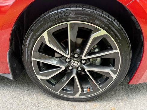 Used 2019 Toyota Corolla XSE FWD image 14