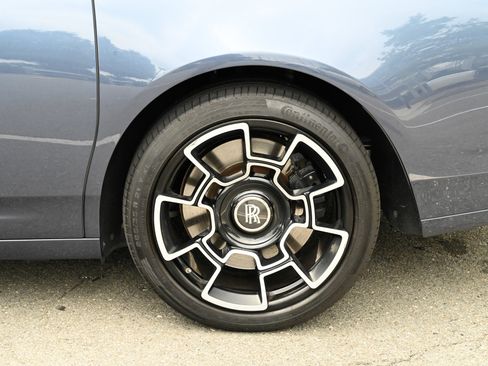 Used 2018 Rolls-Royce Ghost RWD image 10