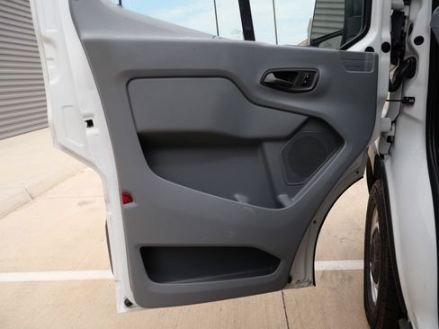 Used 2016 Ford Transit 150 130 Low Roof RWD image 12