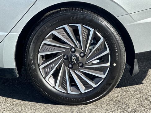 New 2026 Hyundai Sonata SEL FWD image 23