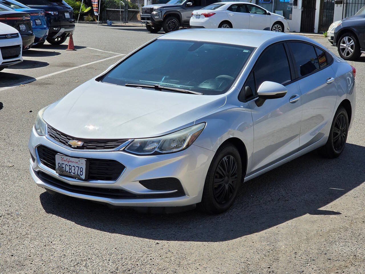 Used 2018 Chevrolet Cruze LS FWD image 6
