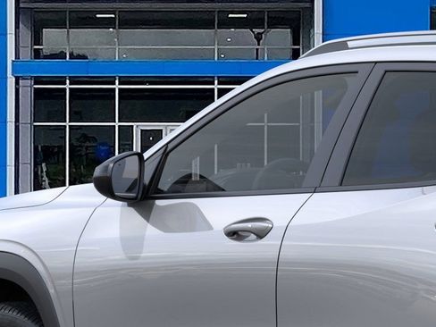 New 2026 Chevrolet Trax ACTIV image 12