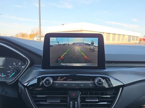 Used 2022 Ford Escape SEL w/ SEL Stealth AWD Package image 13