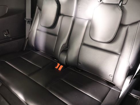 Used 2022 Ford Explorer ST w/ ST Street Pack image 13