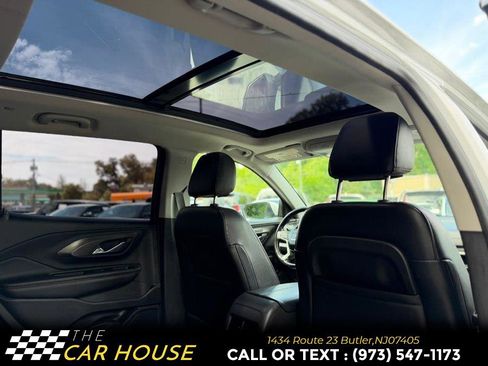 Used 2021 GMC Terrain SLT w/ Infotainment Package II AWD/4WD image 33
