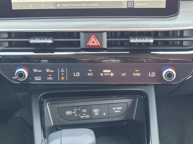 New 2025 Kia K5 EX FWD image 17