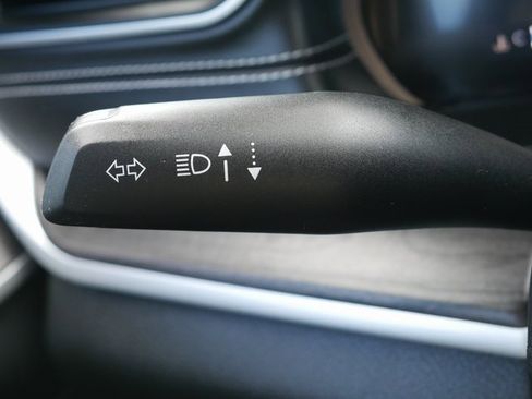 Used 2024 Jeep Grand Cherokee L Limited w/ Black Appearance Package image 24