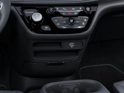 New 2026 Chrysler Pacifica Select w/ S Appearance Package FWD image 24