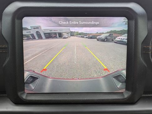 Used 2021 Jeep Gladiator Overland AWD/4WD image 16