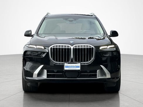 Used 2026 BMW X7 xDrive40i AWD/4WD image 8