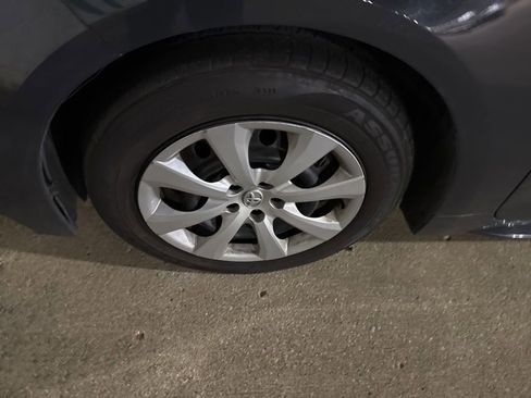 Used 2024 Toyota Corolla LE image 12