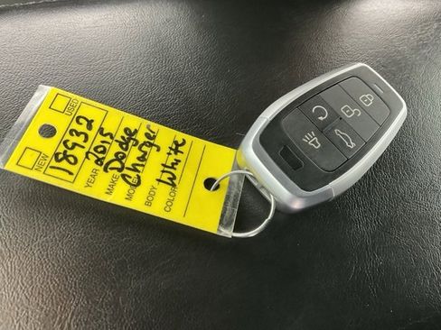 Used 2015 Dodge Charger SE w/ Popular Equipment Group image 30