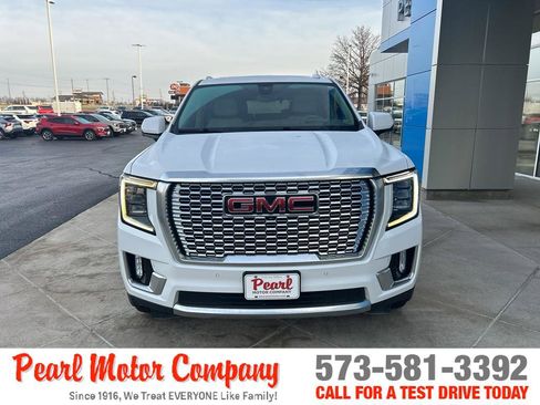 Certified 2021 GMC Yukon Denali w/ Denali Premium Package image 3