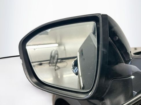 Used 2023 INFINITI QX60 Luxe AWD/4WD image 16