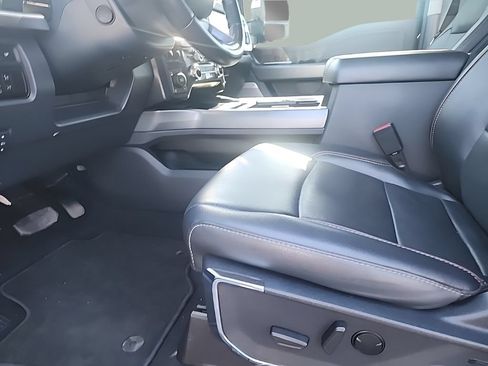 Certified 2023 Ford F250 Lariat w/ Lariat Ultimate Package AWD/4WD image 24