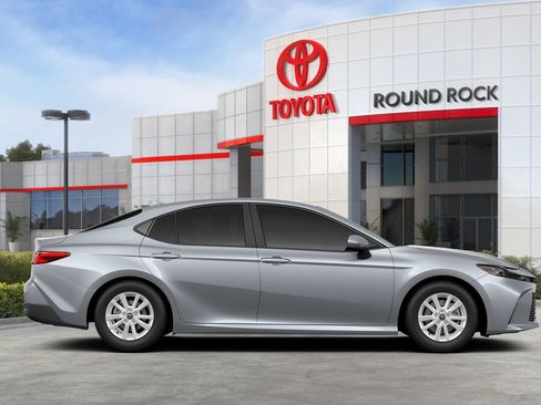 New 2026 Toyota Camry LE image 12