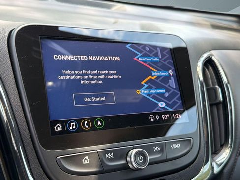 Certified 2022 Chevrolet Equinox RS w/ Infotainment Package FWD image 23