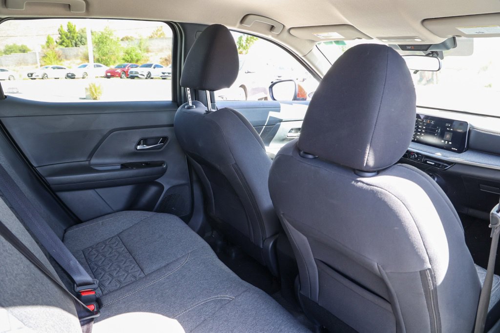 Used 2026 Nissan Kicks SV FWD image 18
