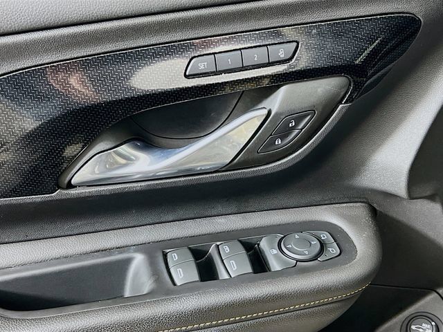 Used 2023 GMC Terrain AT4 w/ Infotainment Package II AWD/4WD image 9