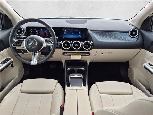 Certified 2026 Mercedes-Benz GLA 250 image 16