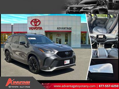 Used 2023 Toyota Highlander XSE