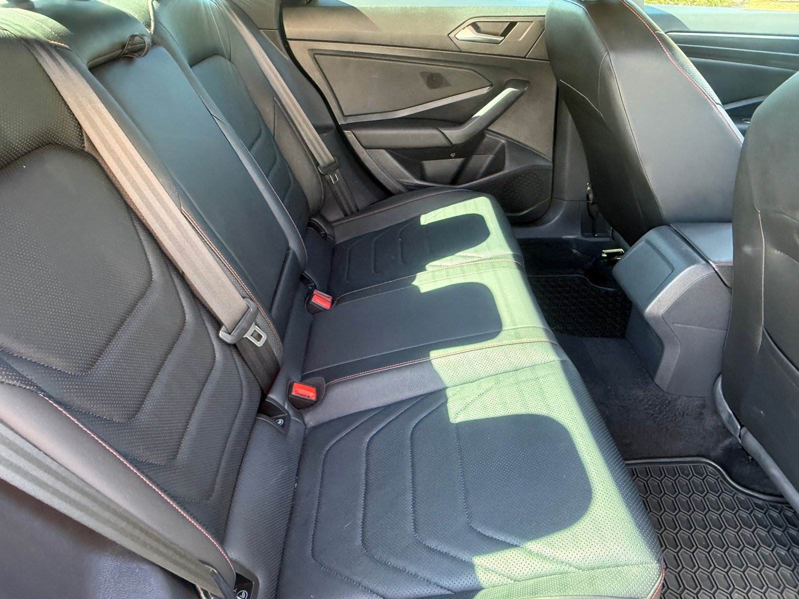 Used 2021 Volkswagen Jetta GLI FWD image 15