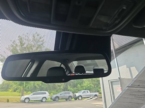 Used 2017 Honda Accord EX-L image 33
