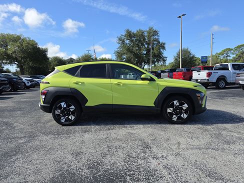 Used 2024 Hyundai Kona SEL FWD image 3