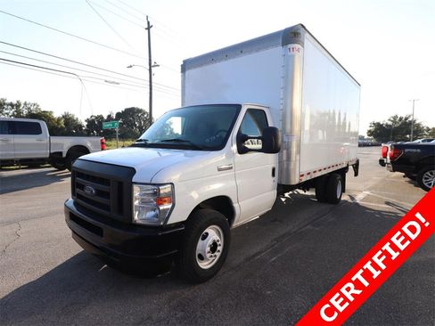 Used 2022 Ford E-350 and Econoline 350 Super Duty w/ Power Windows & Locks Group image 3
