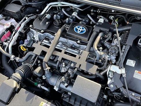 Used 2022 Toyota Corolla LE image 34