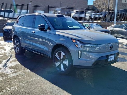 New 2025 Volvo EX90 Plus image 7