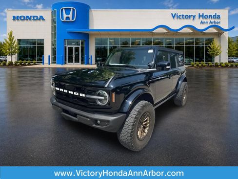 Used 2021 Ford Bronco Outer Banks AWD/4WD image 1
