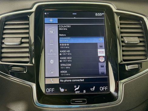 Used 2017 Volvo XC90 T5 Momentum w/ Vision Package FWD image 14
