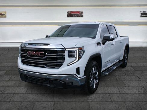 Used 2023 GMC Sierra 1500 SLT w/ SLT Premium Package AWD/4WD image 13