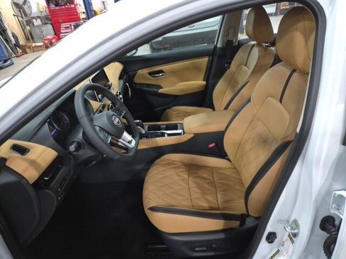 New 2025 Nissan Sentra SV w/ SV Premium Package image 19