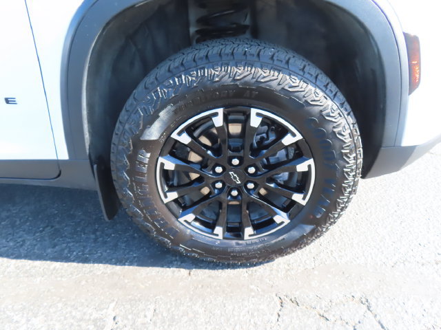 Used 2024 Chevrolet Traverse Z71 w/ LPO, Floor Liner Package AWD/4WD image 10