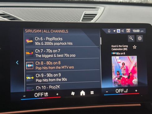 Certified 2025 BMW X1 xDrive28i w/ Premium Package image 21