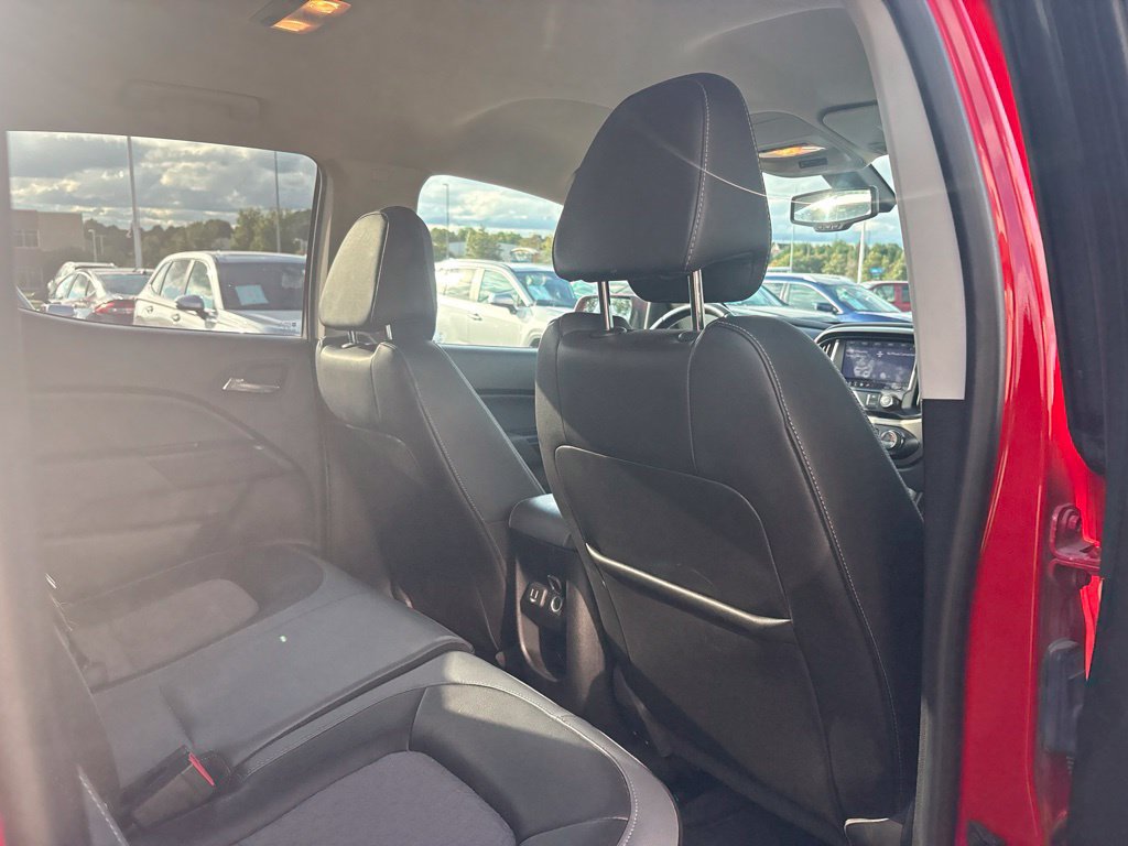 Used 2019 Chevrolet Colorado Z71 AWD/4WD image 29