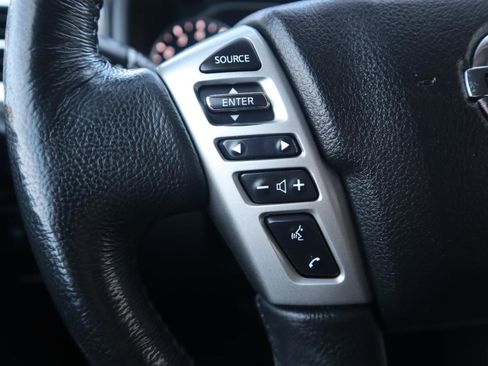 Used 2021 Nissan Titan SV w/ SV Convenience Package image 69