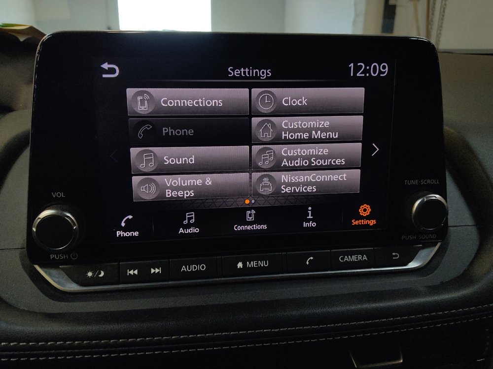 Used 2021 Nissan Rogue SV w/ Premium Package FWD image 25