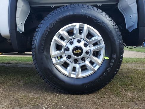 New 2026 Chevrolet Silverado 2500 W/T w/ WT Convenience Package image 5