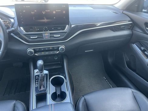 Certified 2024 Nissan Altima 2.5 SR w/ SR Premium Package image 20