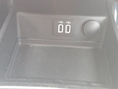 Used 2019 Ford Fusion SE image 29